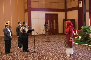 Gubernur Ansar Kukuhkan Hj. Dewi Kumalasari Sebagai Bunda Literasi Kepri