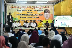 Silaturahmi Gubernur Ansar ke Masjid An Nur Baloi Batam, Momen Hapus Salah dan Khilaf