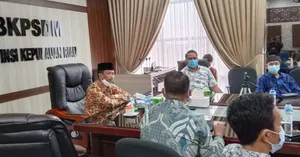 Kunjungan Komisi I ke BKPSDM Kepri