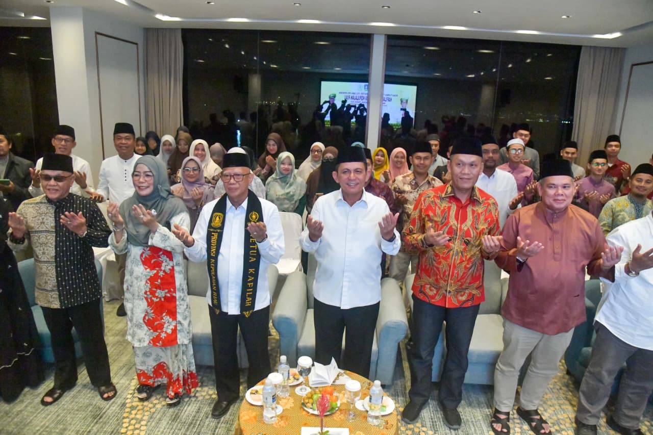 Gubernur Ansar Lepas Kafilah STQH Kepri: TC Jadi Modal Penting Raih Prestasi di Kendari