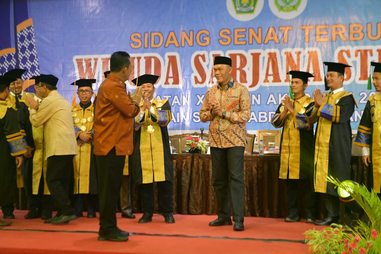 Gubernur Ansar Tegaskan SDM Adaptif sebagai Kunci di Era Society 5.0 pada Wisuda STAIN SAR Kepri