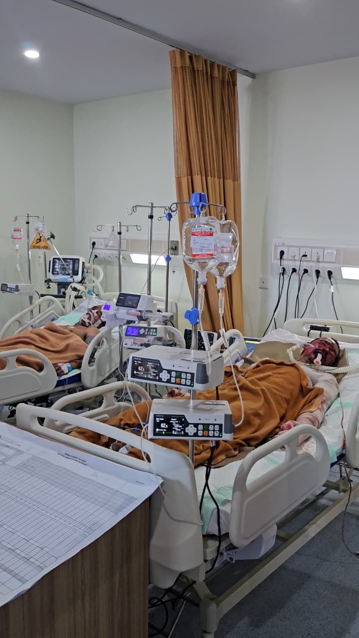 15 Korban Kebakaran Kapal Federal II Dirawat di RS Mutiara Aini Batuaji