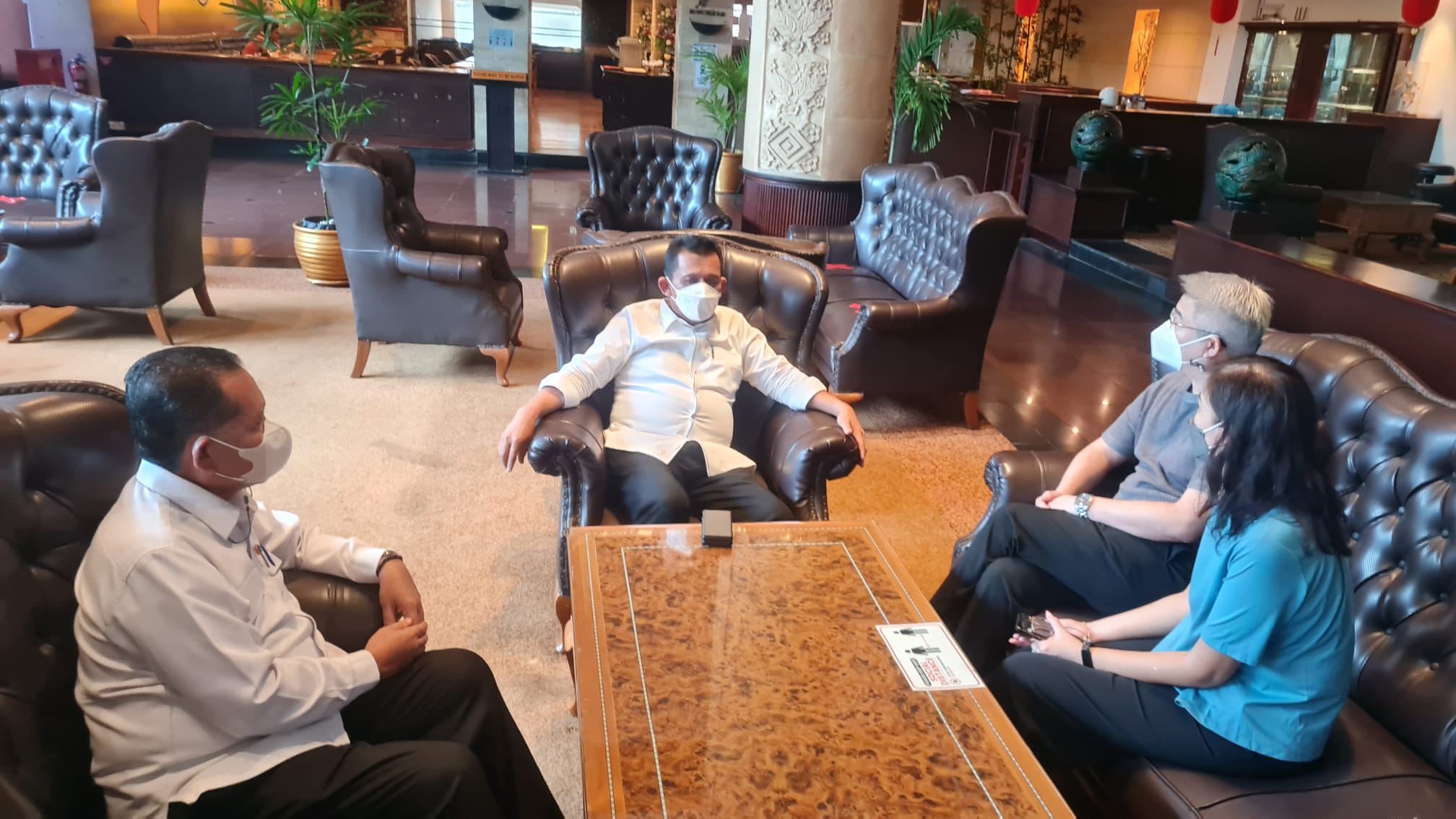 Gubernur Ansar Sedih Hotel Harmoni Batam Ditutup