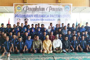 Gubernur Ansar Hadiri Pelantikan Paguyuban Keluarga Pacitan Karimun