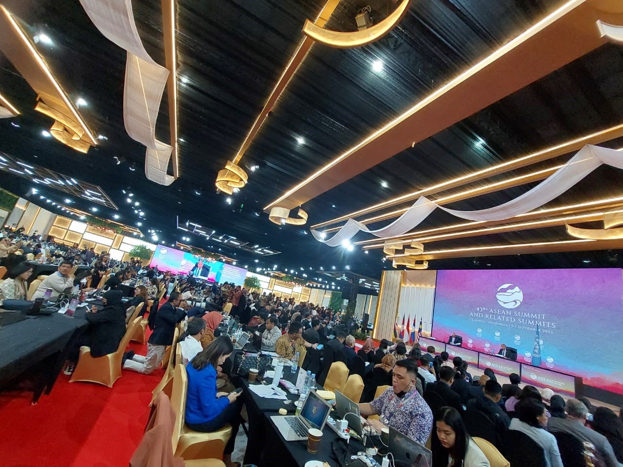 Jurnalis Asing Akui Pelayanan Terbaik Media Center KTT ke-43 ASEAN
