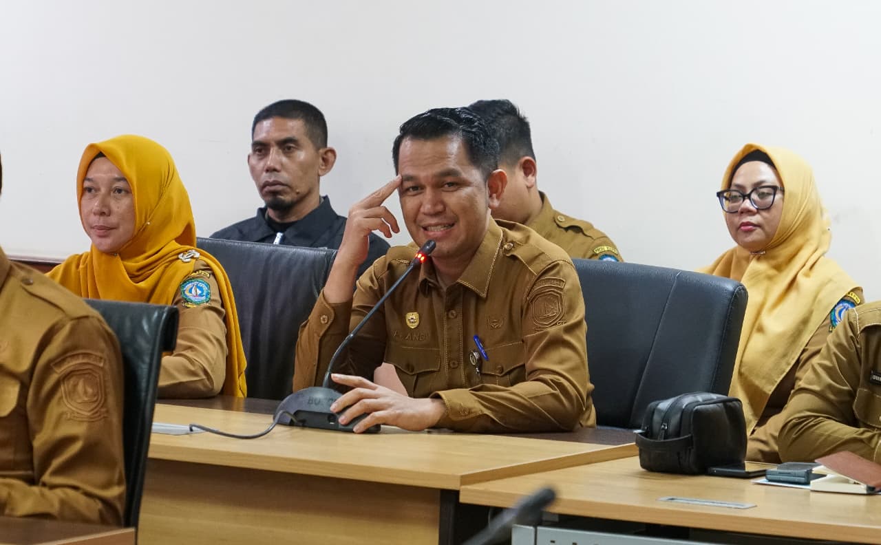 Sekdaprov Kepri Pimpin Rapat Persiapan Hari Jadi Kepri ke-23