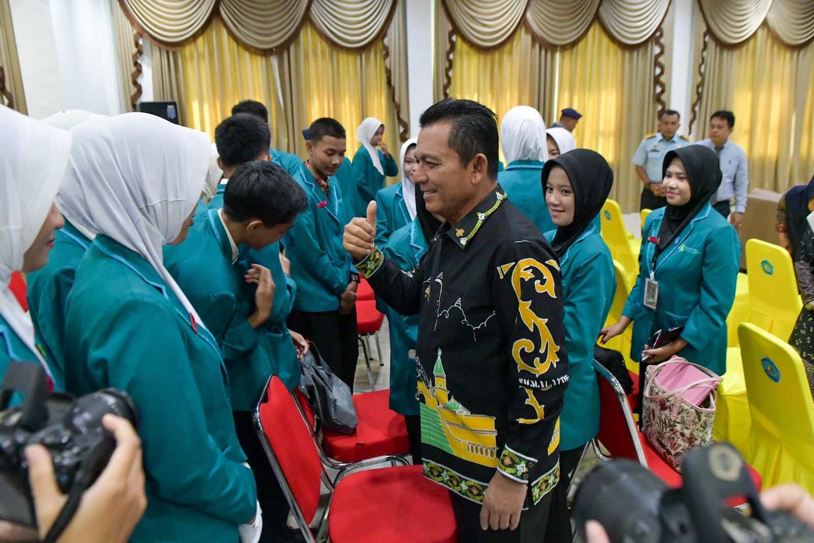 Gubernur Ansar Hadiri Dies Natalis ke-14 Poltekkes Kemenkes Tanjungpinang, Dorong SDM Kesehatan Mampu Bersaing Global