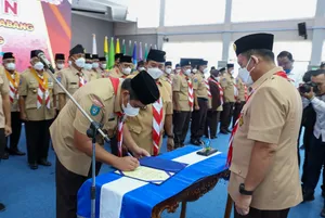 Gubernur Ansar Lantik Ketua dan Pengurus Mabicab Serta Ketua dan Pengurus Kwarcab Gerakan Pramuka Bintan 2022-2027