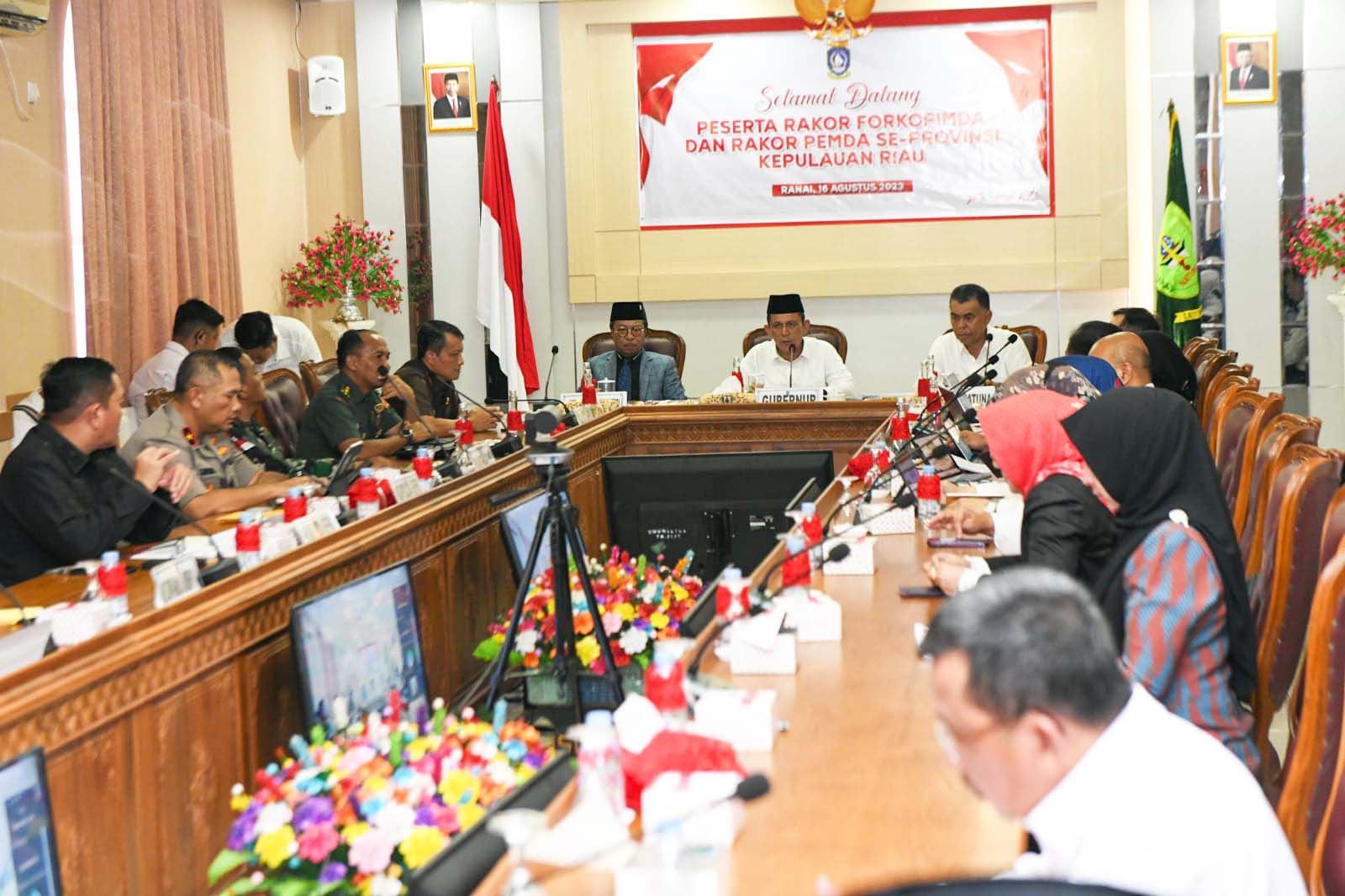 Gubernur Ansar Pimpin Rakor FORKOPIMDA dan Pemda Kabupaten/Kota di Natuna