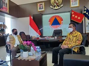 Bertemu Kepala BNPB, Gubernur Bahas Melandainya Pandemi dan Kepulangan PMI