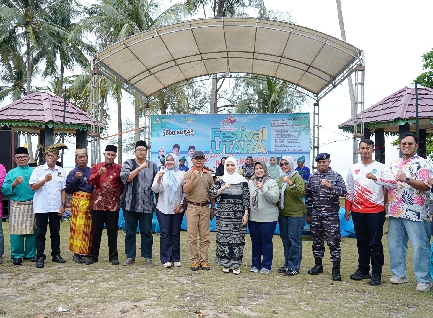 Nenny Nyanyang Buka Wondersea  Kampung Bugis Party