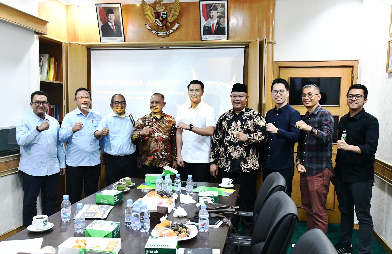 Sekdaprov Adi Prihantara Buka Sosialisasi Paritrana Award 2025 Tingkat Provinsi Kepri