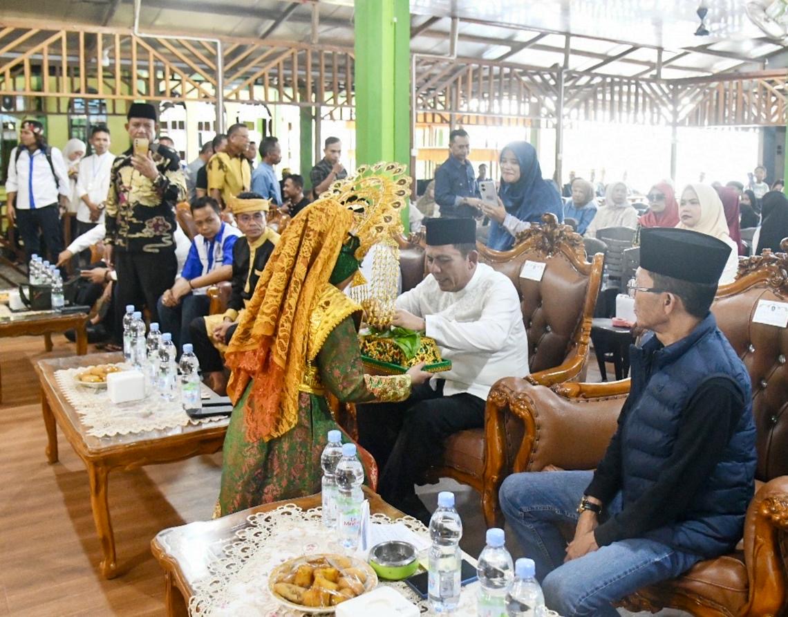 Gubernur Ansar Hadiri Halal Bihalal Keluarga Sultra, Ajak Perkuat Kebersamaan untuk Kepri Maju