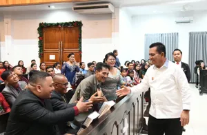 Gubernur Ansar Ahmad Bersama Forkopimda Pantau Keamanan Perayaan Natal 2024 di Batam