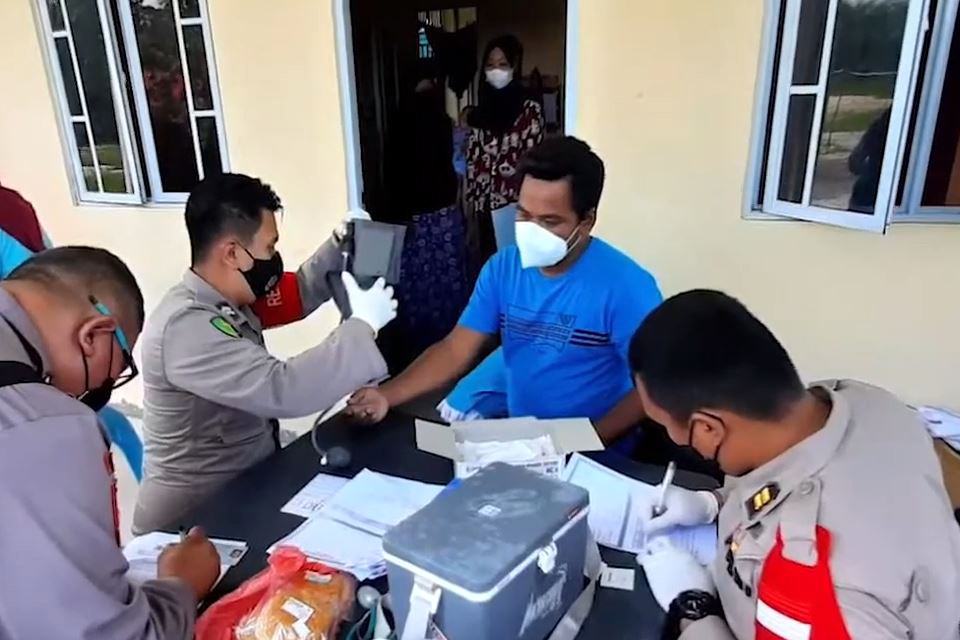 Satgas Covid -19 Kepri Mengapresiasi Program Vaksinasi Jangkau Pulau - pulau