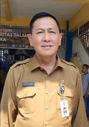 Sikapi Permasalahan PPDB,  Kadisdik:  Pemprov Kepri Ingin Calon Pelajar Tidak Menumpuk di Salah Satu Sekolah Saja