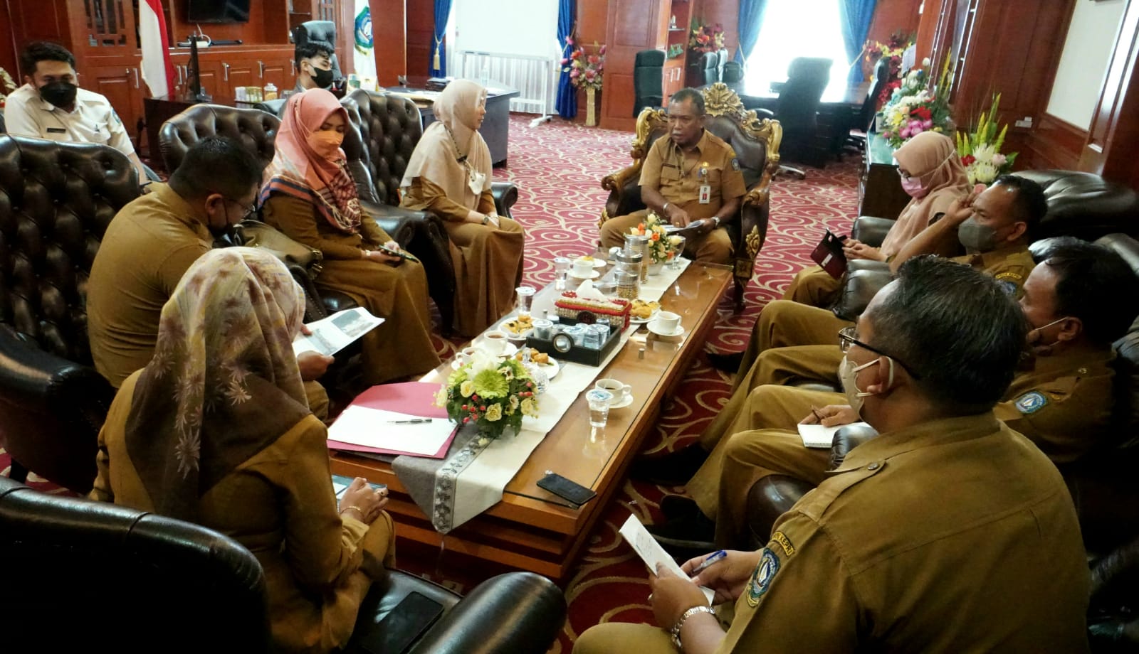 Rapat Tindak Lanjut Penanganan Bencana Kebakaran Pulau Buluh