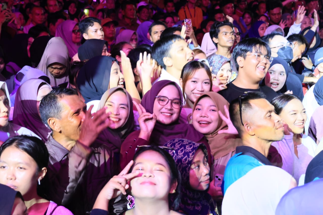 Gema Hari Jadi ke-77 Bintan: Ribuan Warga Padati Sevenland, Nassar Hibur Pengunjung
