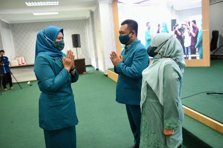 Bergerak Bersama Membantu Masyarakat
