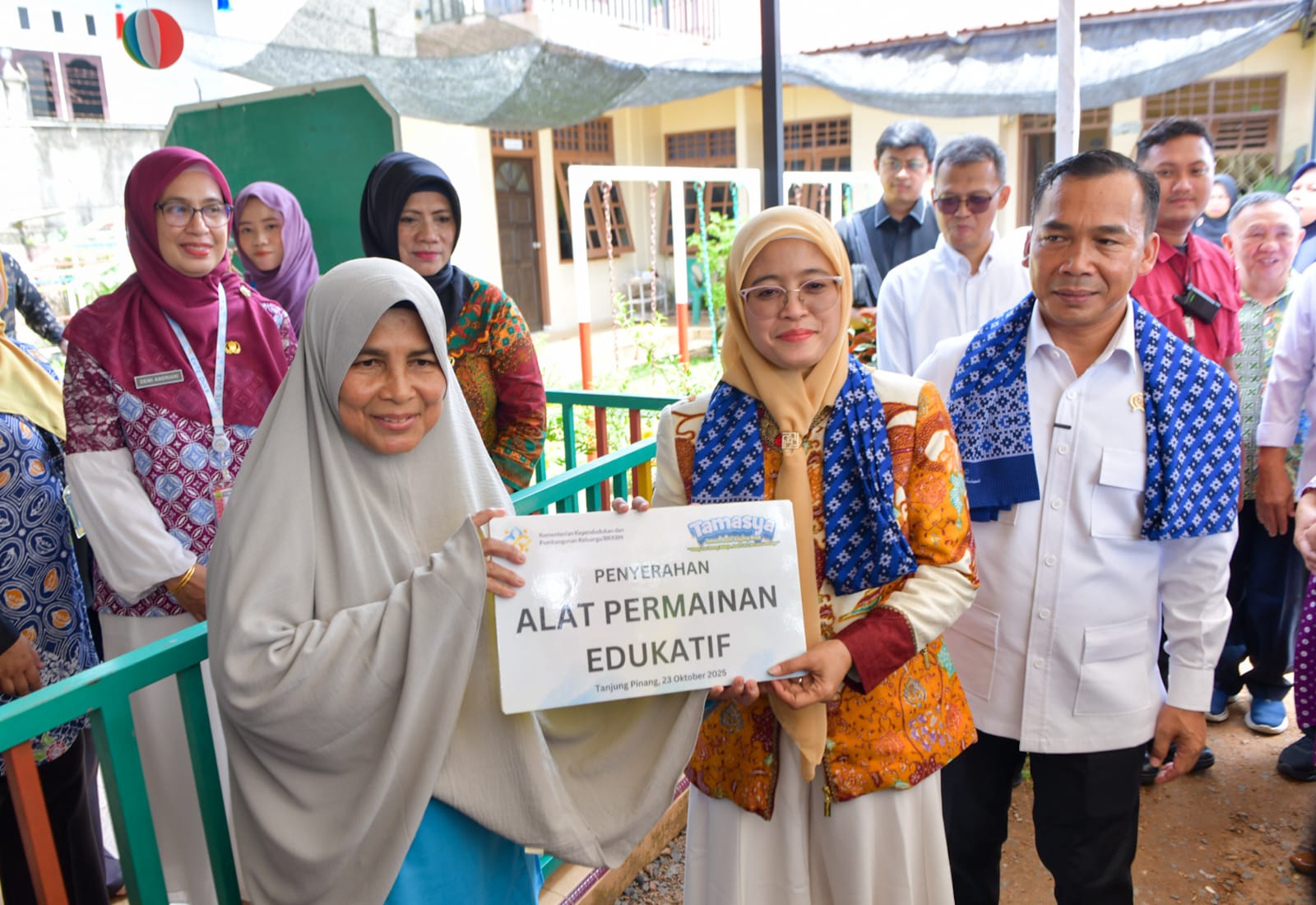 Menteri Wihaji dan Gubernur Ansar Kunjungi TPA Asri Tanjungpinang