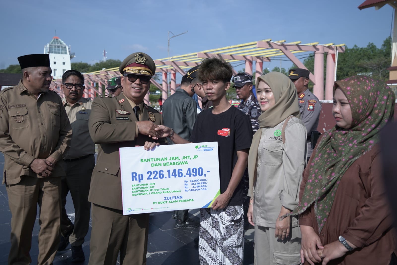 Pimpin Apel Bulan K3 Nasional di Karimun, Wagub Nyanyang Ajak Bersama Terus Lindungi Pekerja