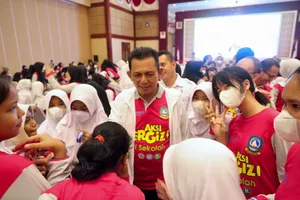 Gubernur Ansar Ajak Remaja Putri Hidup Sehat di Gerakan Nasional Aksi Bergizi