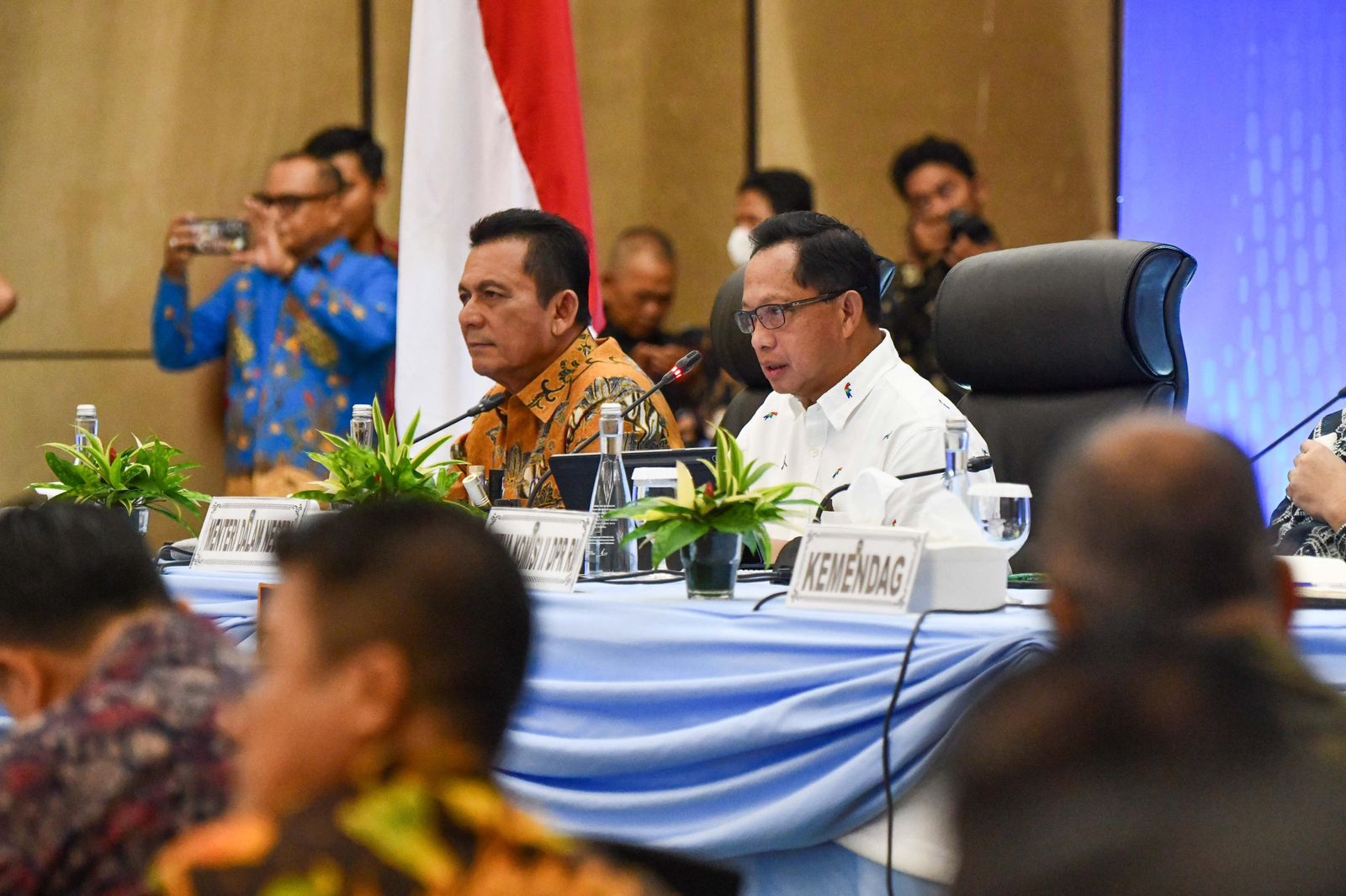 Mendagri Buka Rakor Pemerintahan Se Sumatera 2025 di Kota Batam