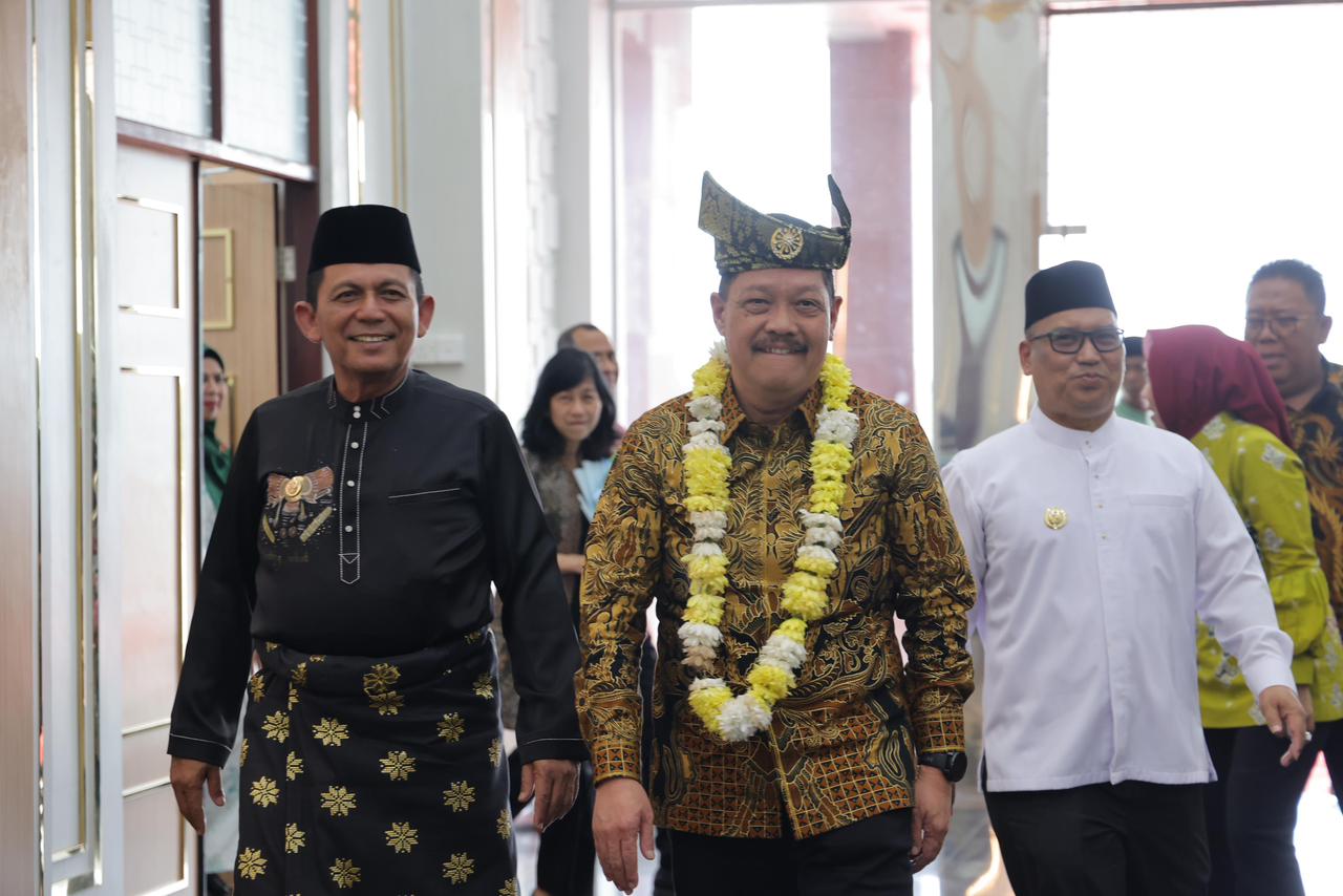 Gubernur Ansar Sambut Kajati Kepri yang Baru, Jehezkiel Devy Sudarso