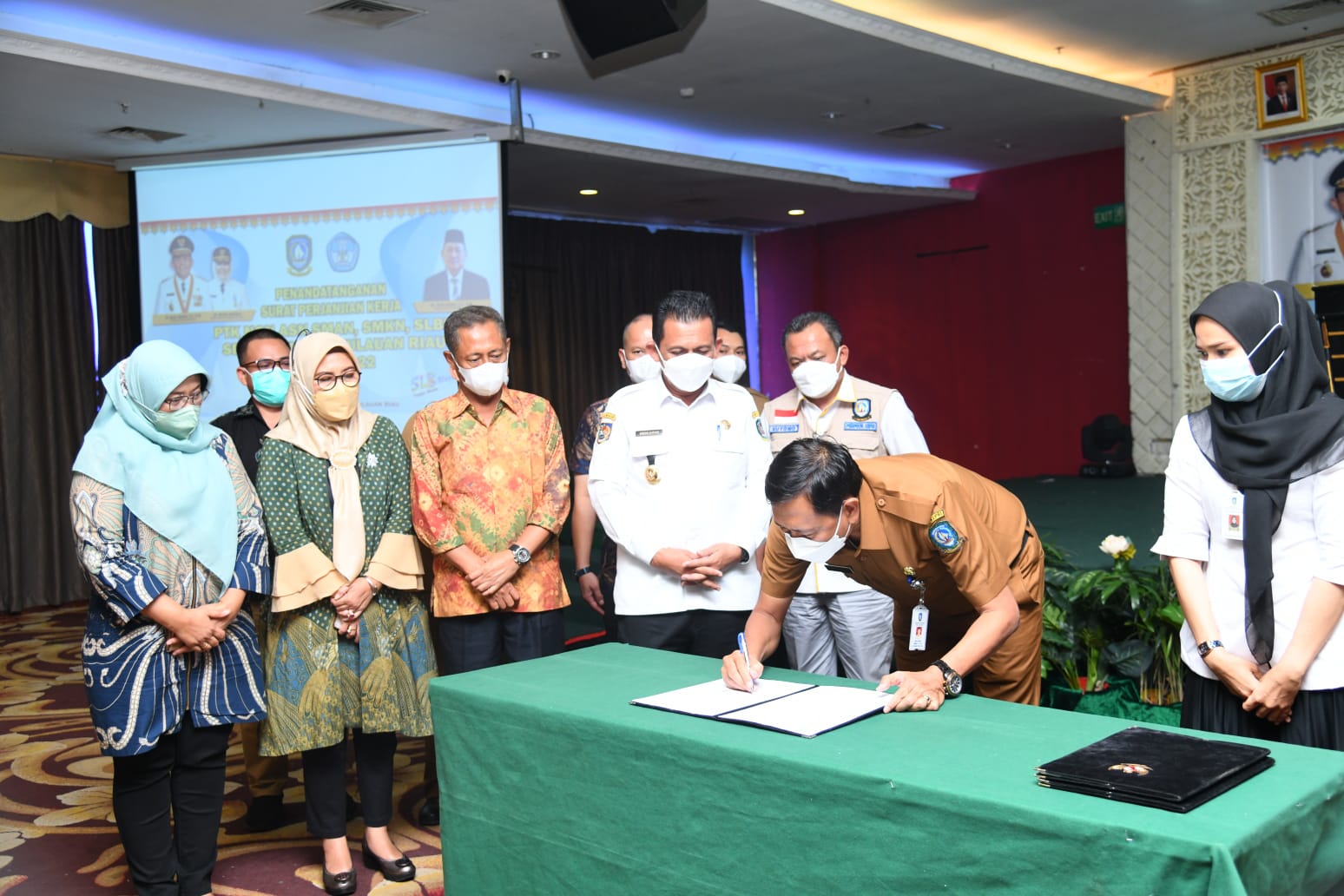 Tingginya Tuntutan Profesi Guru Harus Diimbangi Dengan Kesejahteraan