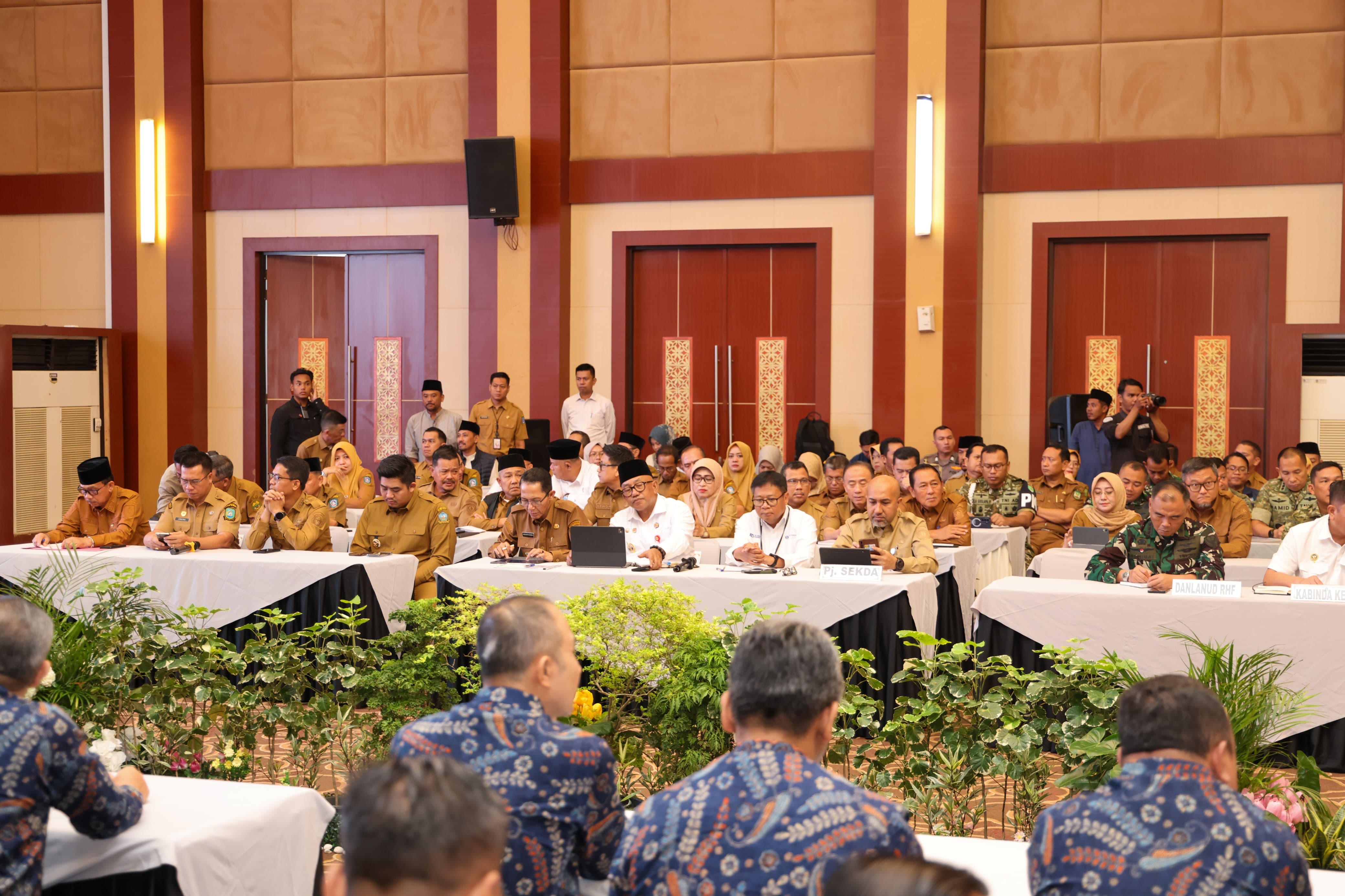Rakor Inflasi Dipimpin Mendagri dari Dompak, Inflasi Kepri Terkendali dan Pertumbuhan Ekonomi Tembus 7,89 Persen
