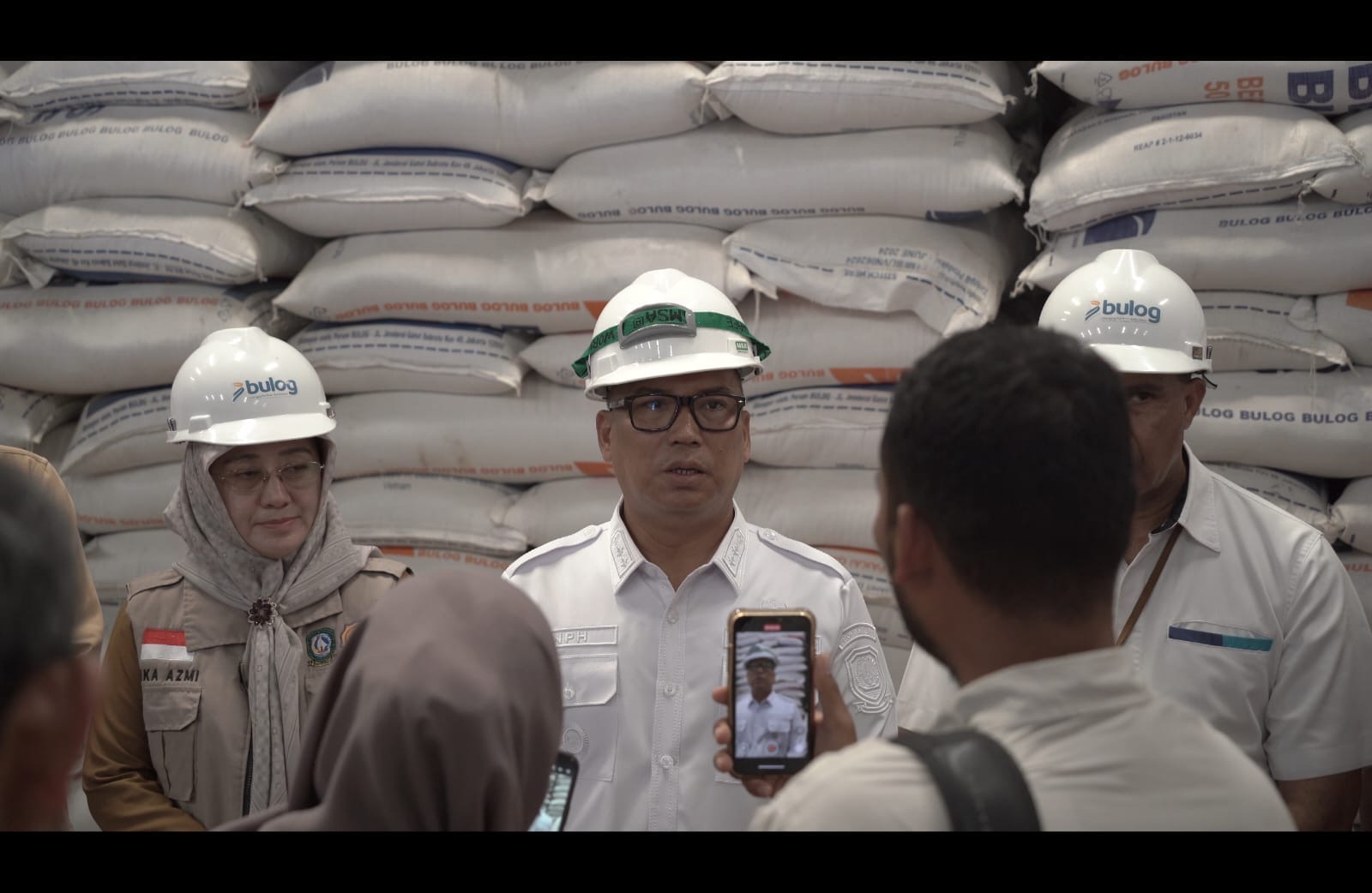 Tinjau Bulog Batam, Wagub Nyanyang Pastikan Stok Beras Aman Sampai Lebaran 2026