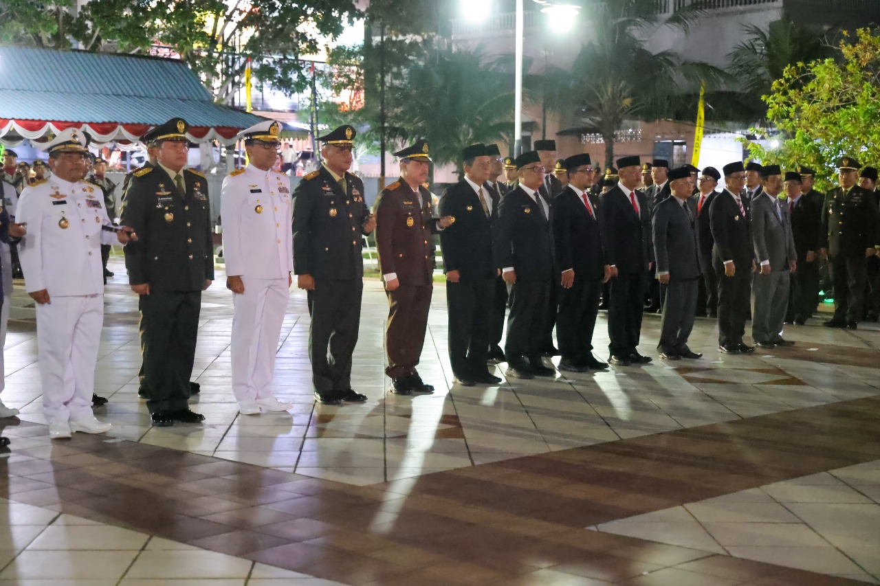 Apel Kehormatan dan Renungan Suci di TMP Pusara Bakti, Warnai Awal Peringatan HUT RI ke-80