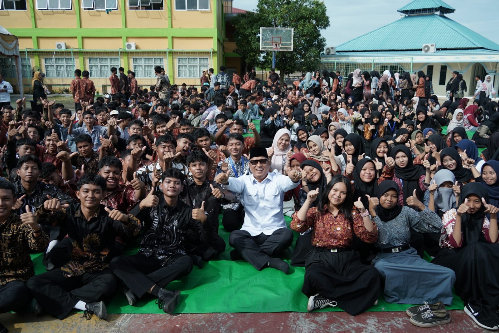 Wagub Nyanyang Resmi Buka Panggung Kreasi SMA 12 Batam, Dorong Siswa Berani Bermimpi dan Berprestasi
