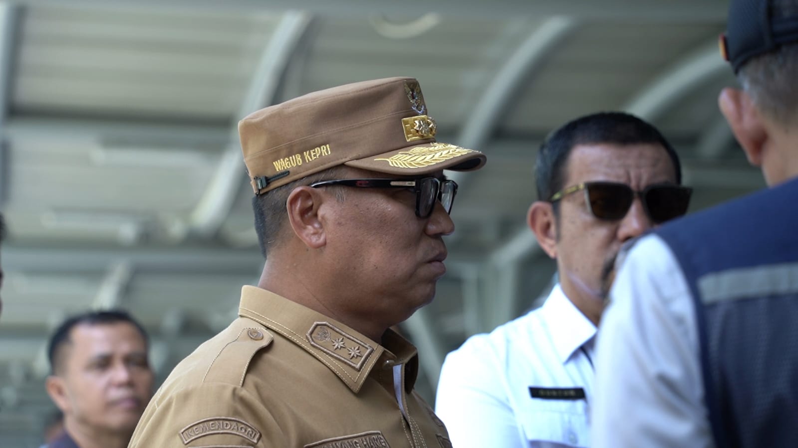 Pastikan Pelayanan Transportasi Optimal, Wagub Nyanyang Sidak Pelabuhan dan Bandara di Batam