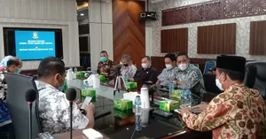 KUNJUNGAN KOMISI I LINGGA KE BKPSDM KEPRI