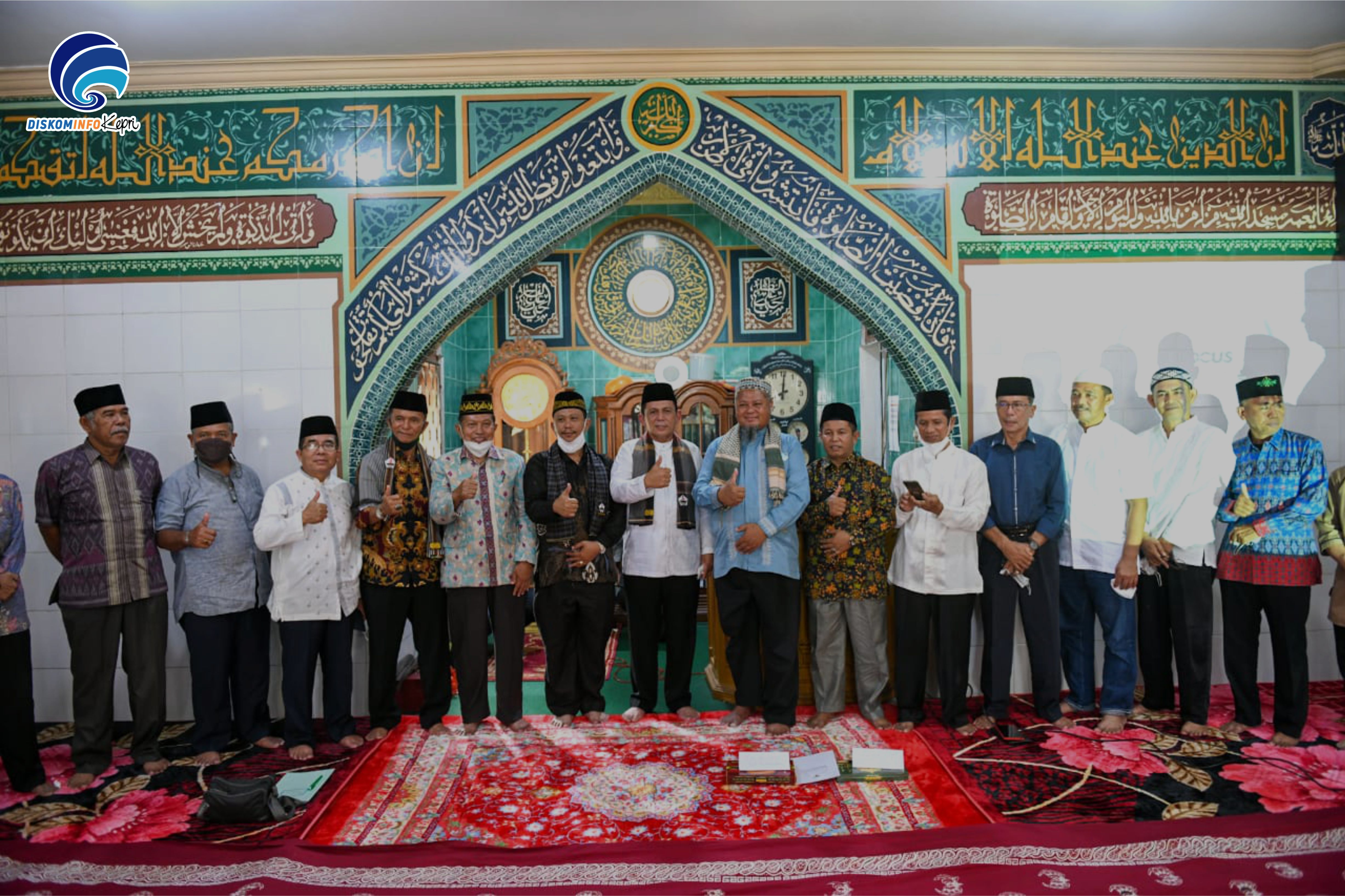 Gubernur Ansar Hadiri Peringatan Isra' Mi'raj Nabi Muhammad SAW 1443 H di Surau Muhajirin Tanjungpinang