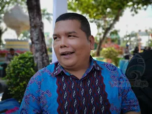 Tim Medis Rapid Test Ratusan Orang Penyelenggara Pilkada di Tanjungpinang