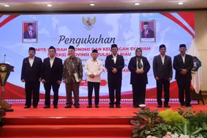 Wapres RI KH. Ma'ruf Amin Hadiri Pengukuhan H. Ansar Ahmad Sebagai Ketua KDEKS Kepri