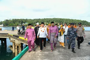 Safari Ramadan ke Masjid At-Taqwa Penuba, Gubernur Ansar Tinjau Renovasi Hasil Dana Hibah