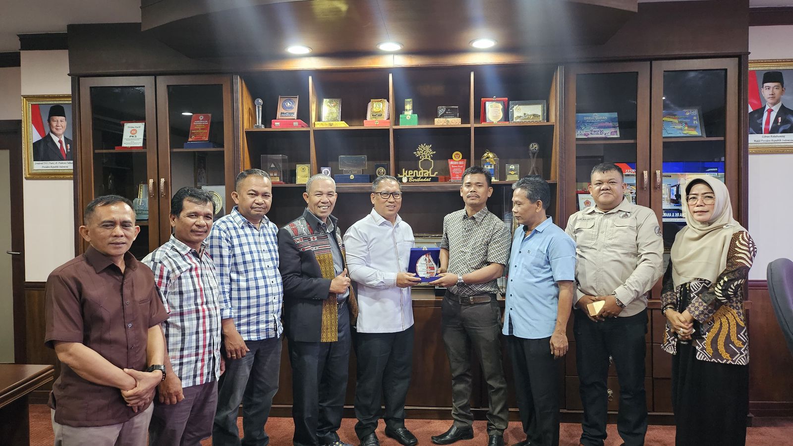 Wagub Nyanyang Apresiasi Perkumpulan Keluarga Banjarnahor Jaga Batam Tetap Hijau