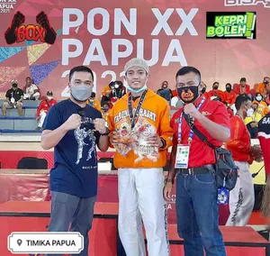 Lukman Atlet Pertama Tarung Derajat Raih Medali PON Untuk Kepri