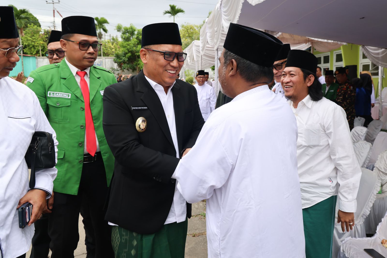 Pimpin Upacara Hari Santri 2025 di PWNU, Wagub Nyanyang Ajak Santri Kepri Jadi Penggerak Peradaban Dunia