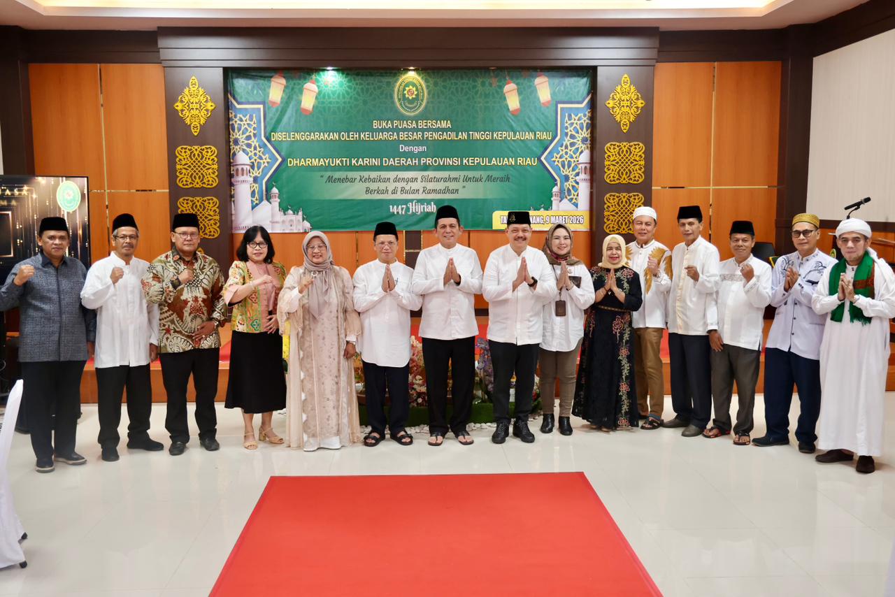 Buka Puasa Bersama Keluarga Besar Pengadilan Tinggi Kepri