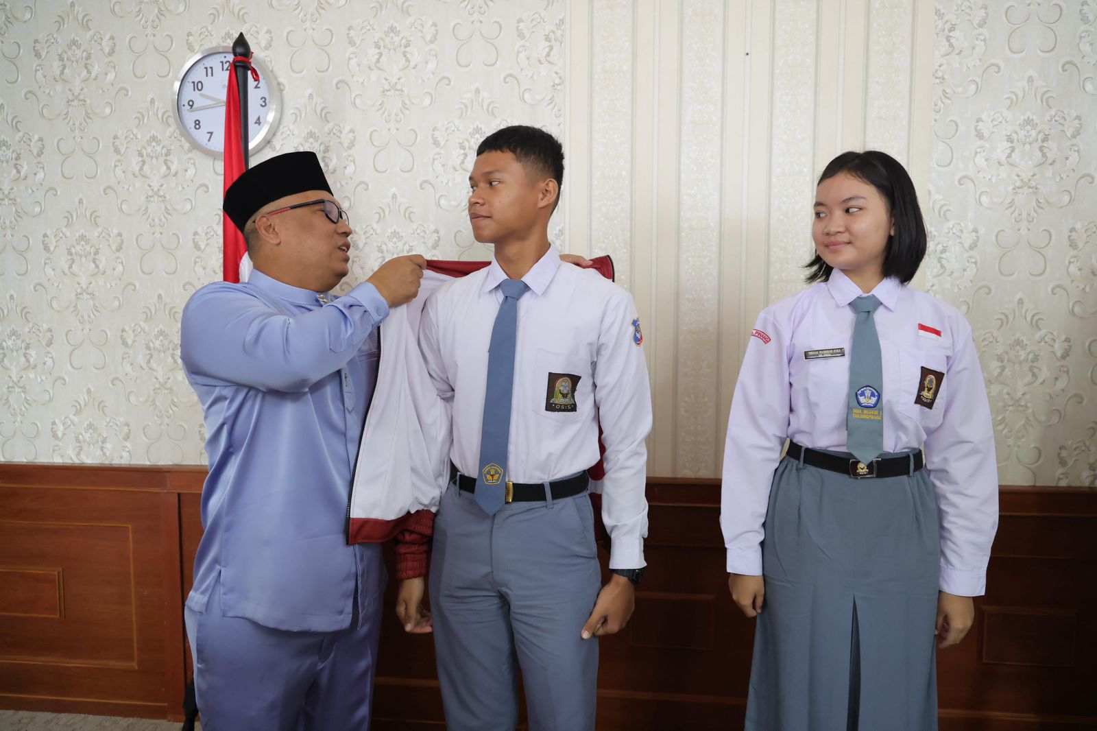 Wakil Gubernur Kepri Lepas Dua Putra-Putri Terbaik Kepri Mewakili Paskibraka Nasional 2025