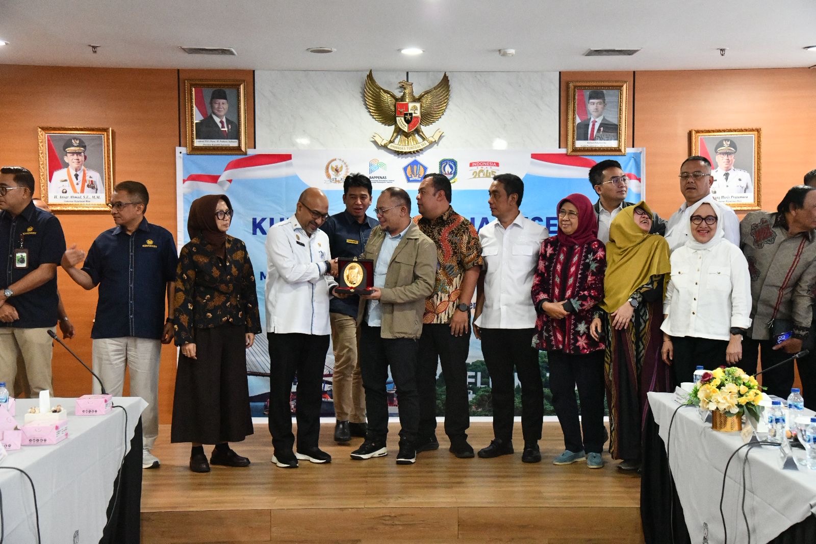 Kunjungan Kerja Komisi XI: DPR RI Dorong Penguatan Pertumbuhan Ekonomi Kepri