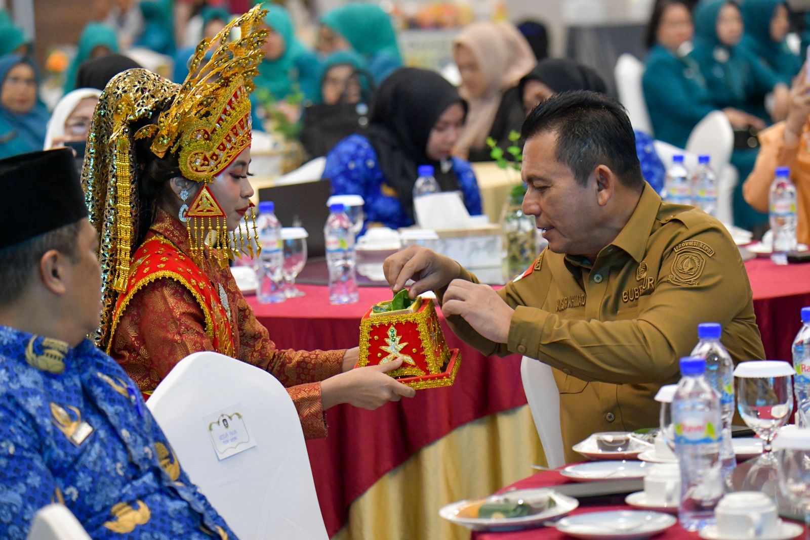 Gubernur Ansar Buka Rakerda PKK Kepri 2025, TP-PKK Luncurkan Program Unggulan “Kampung CERIA”