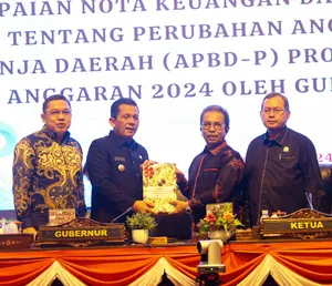 Gubernur Kepri Sampaikan Nota Keuangan dan Ranperda APBD-P 2024