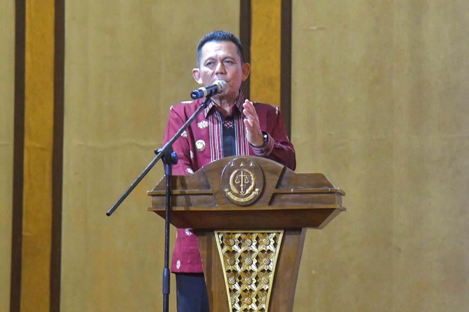 Ansar Tekankan Sinergi Penegakan Hukum dalam Bimtek KUHAP Baru untuk Percepatan Pembangunan Kepri