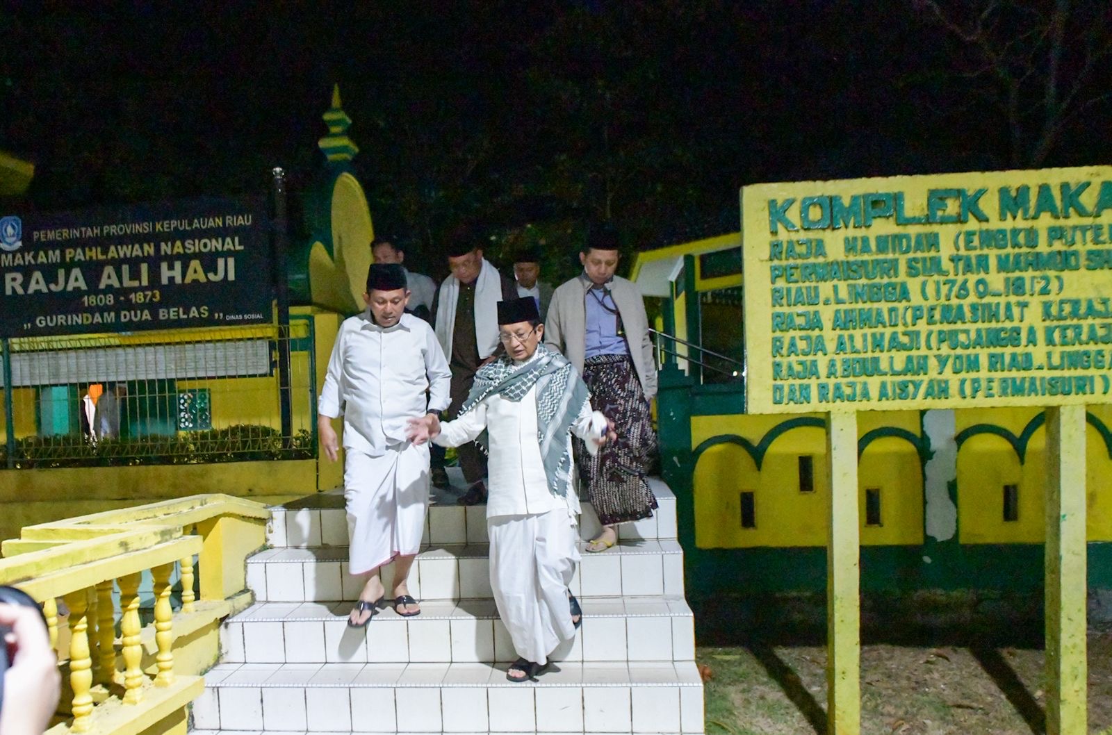 Didampingi Gubernur Kepri, Menag RI Safari Subuh di Masjid Penyengat dan Silaturahmi dengan Pegawai Kemenag Kepri