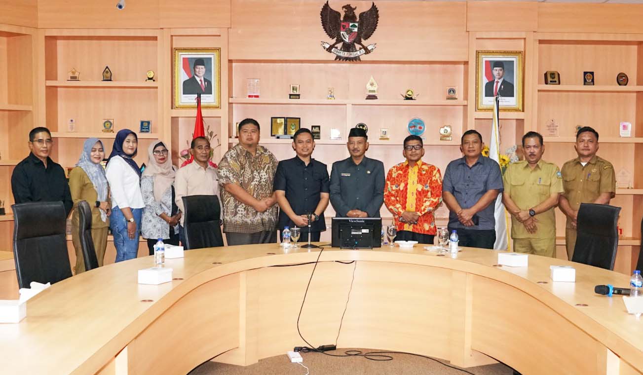 Sekdaprov Kepri dan Ketua Komisi II DPRD Bintan Bahas Pengelolaan Aset dan Optimalisasi Potensi Daerah